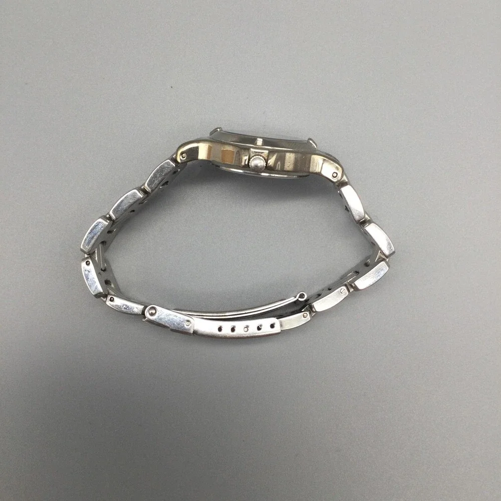 Vintage Guess Womens Watch 25mm Silver Tone Black Dial Date New Battery 6.5